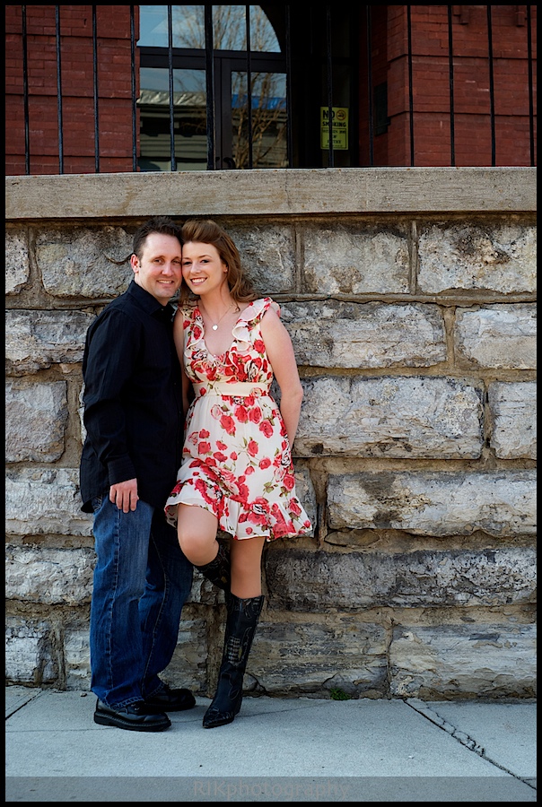couple by the Sevier County Courthouse porch